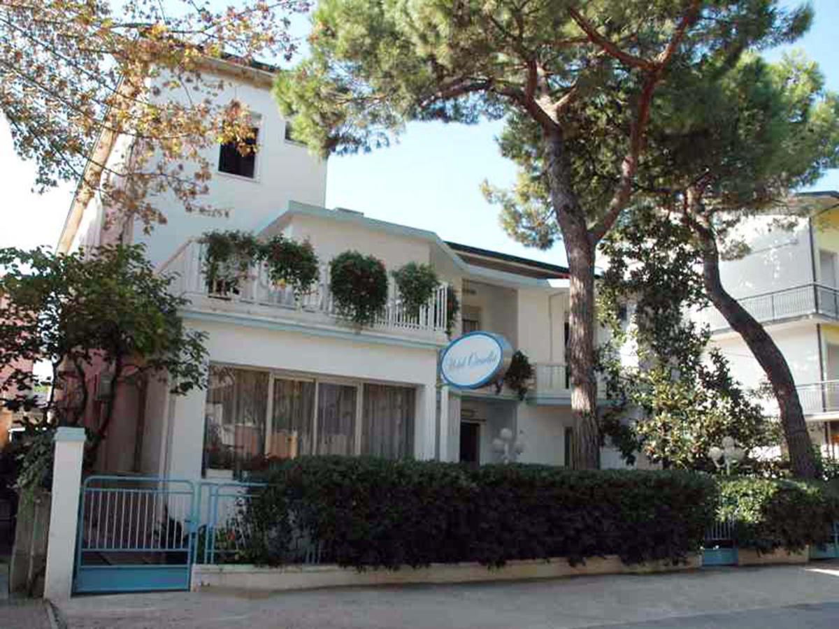 Hotel Pensione Ornella Cesenatico Buitenkant foto